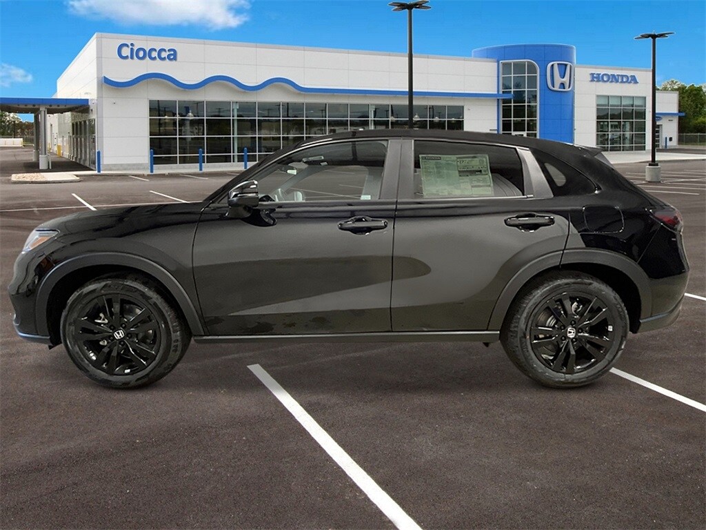 2026 Honda HR-V Sport photo 2