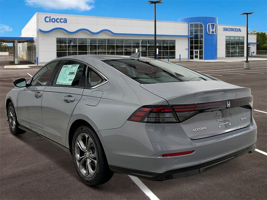 2025 Honda Accord Hybrid EX-L photo 2