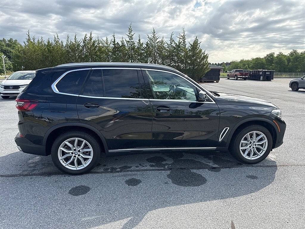 2022 Bmw X5 xDrive40i photo 2