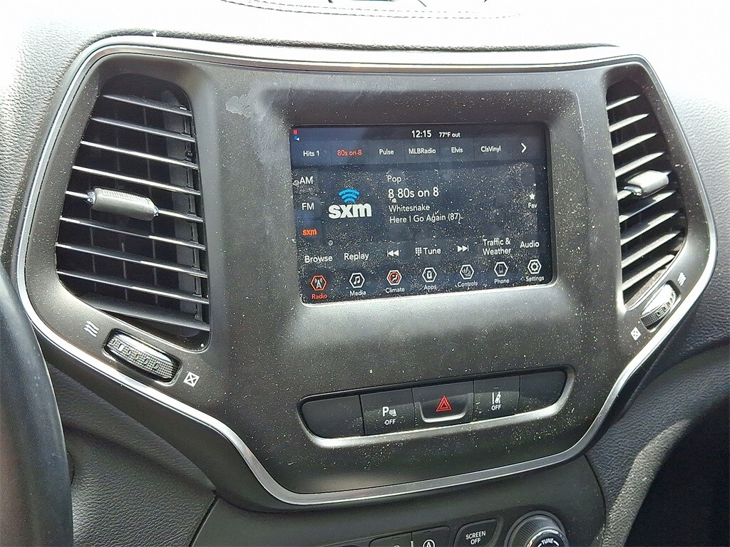 2021 Jeep Cherokee Latitude photo 3