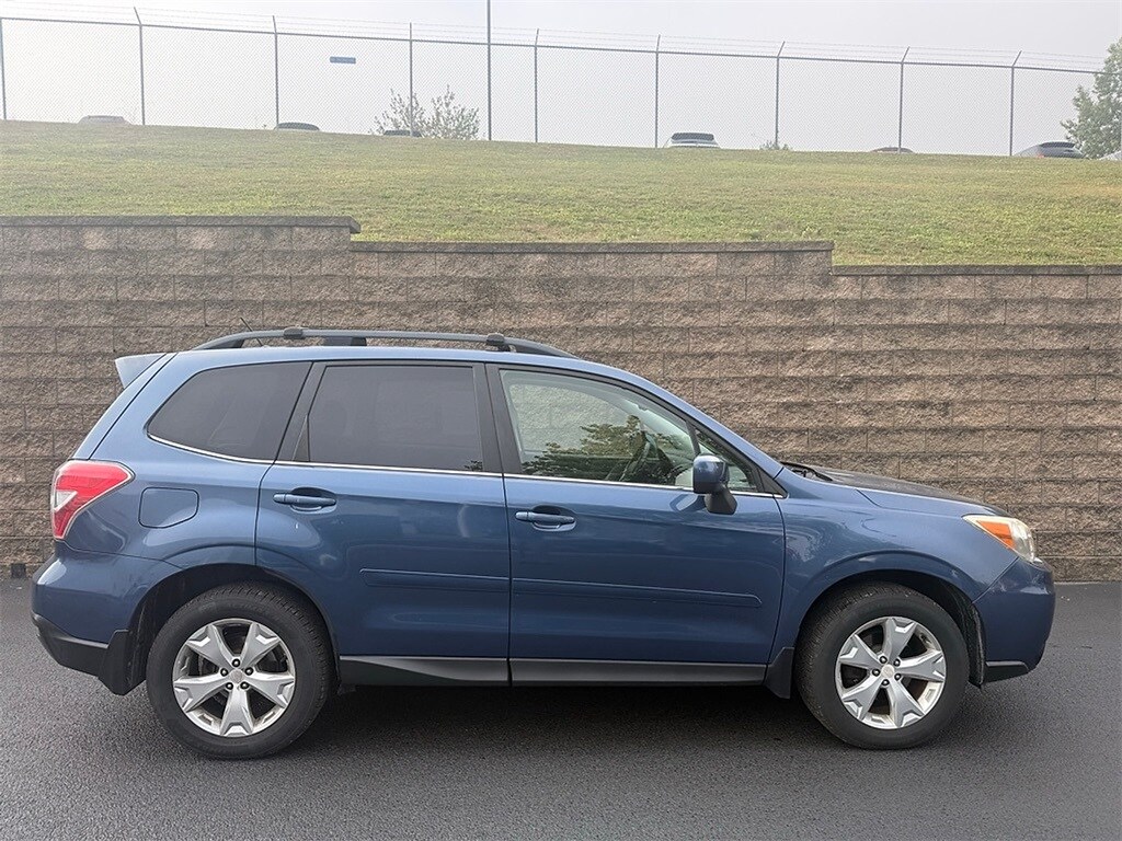 2014 Subaru Forester 2.5i Limited photo 3