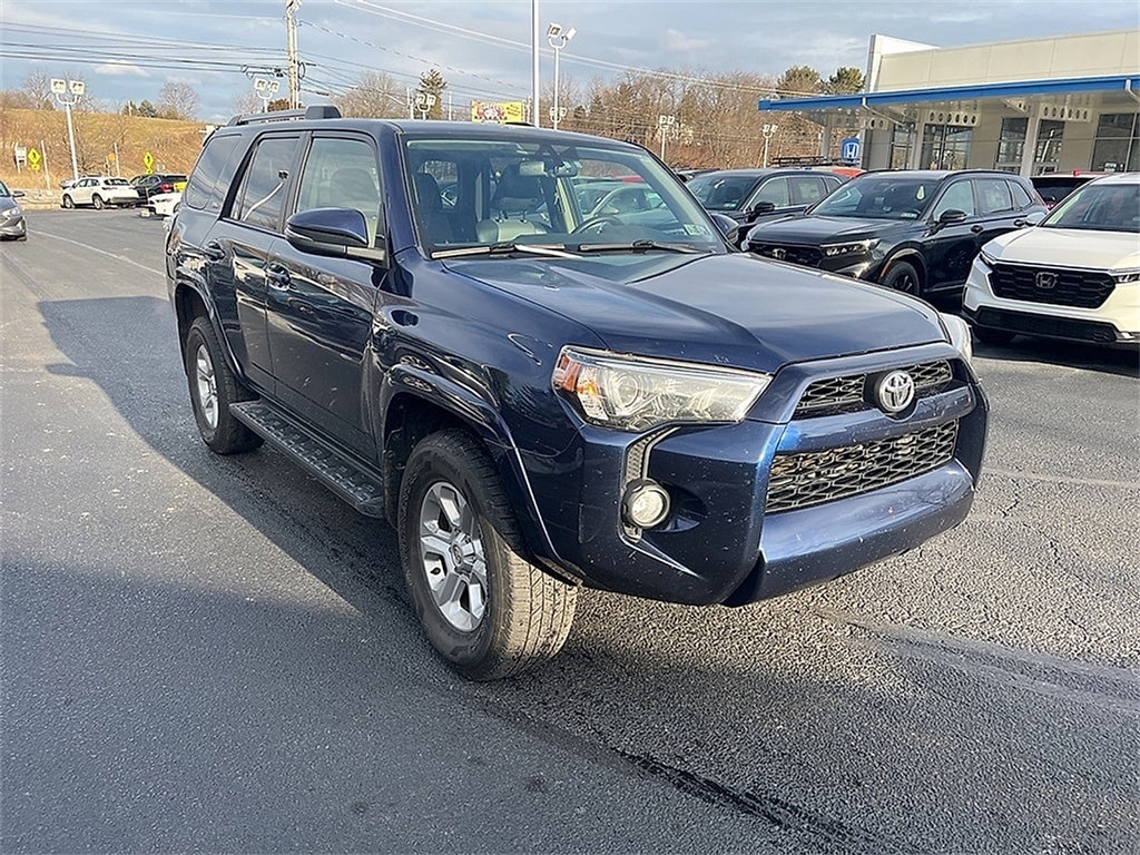 2019 Toyota 4Runner SR5 Premium's photo