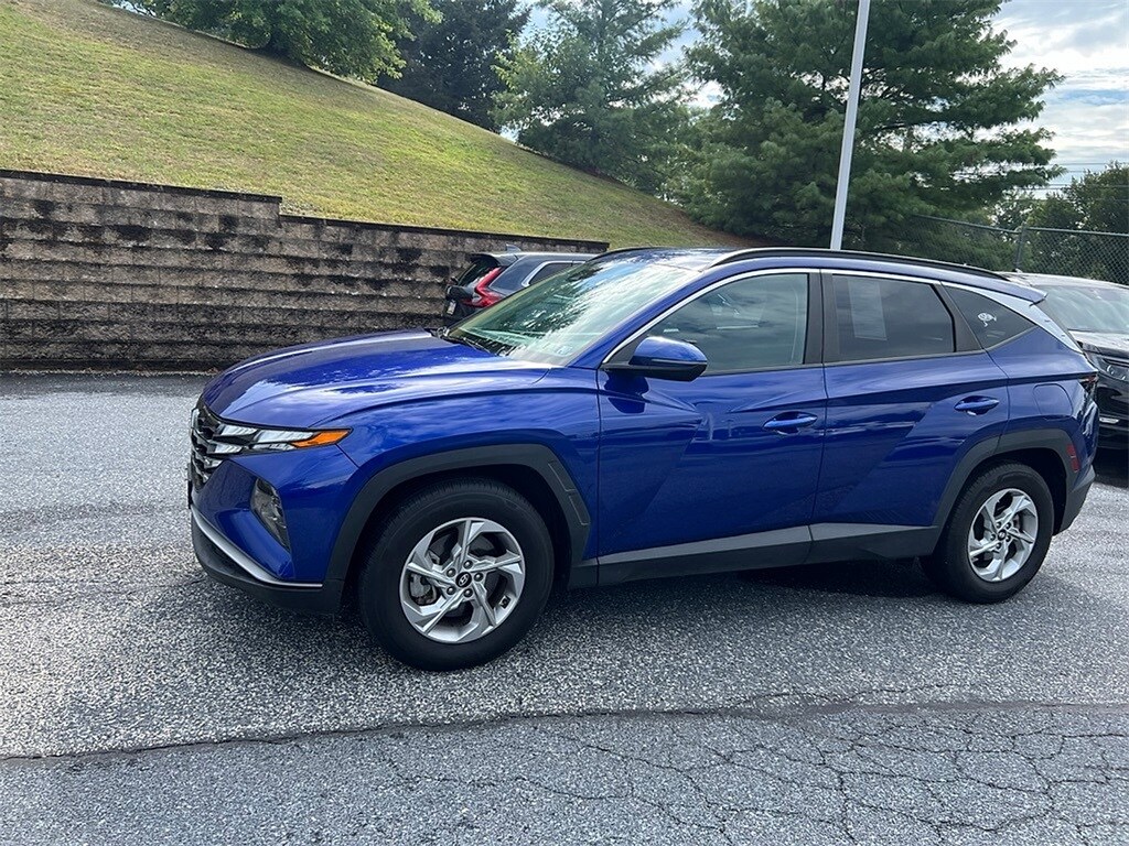 2022 Hyundai Tucson SEL photo 2