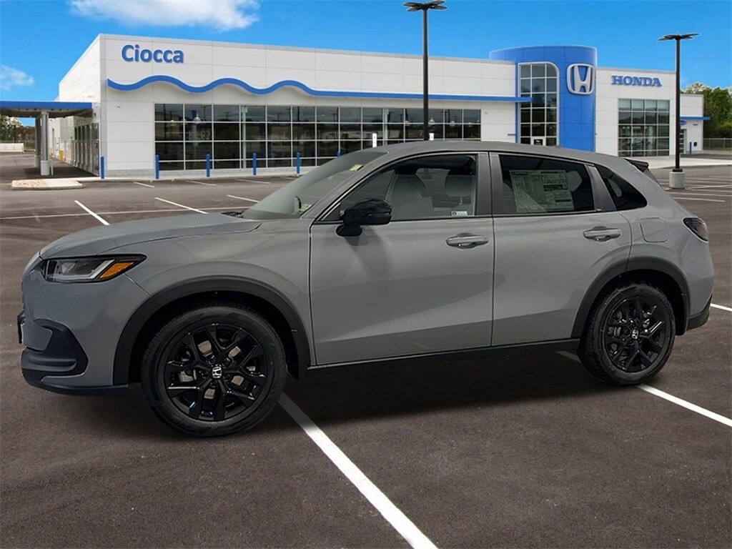 2025 Honda HR-V Sport photo 2