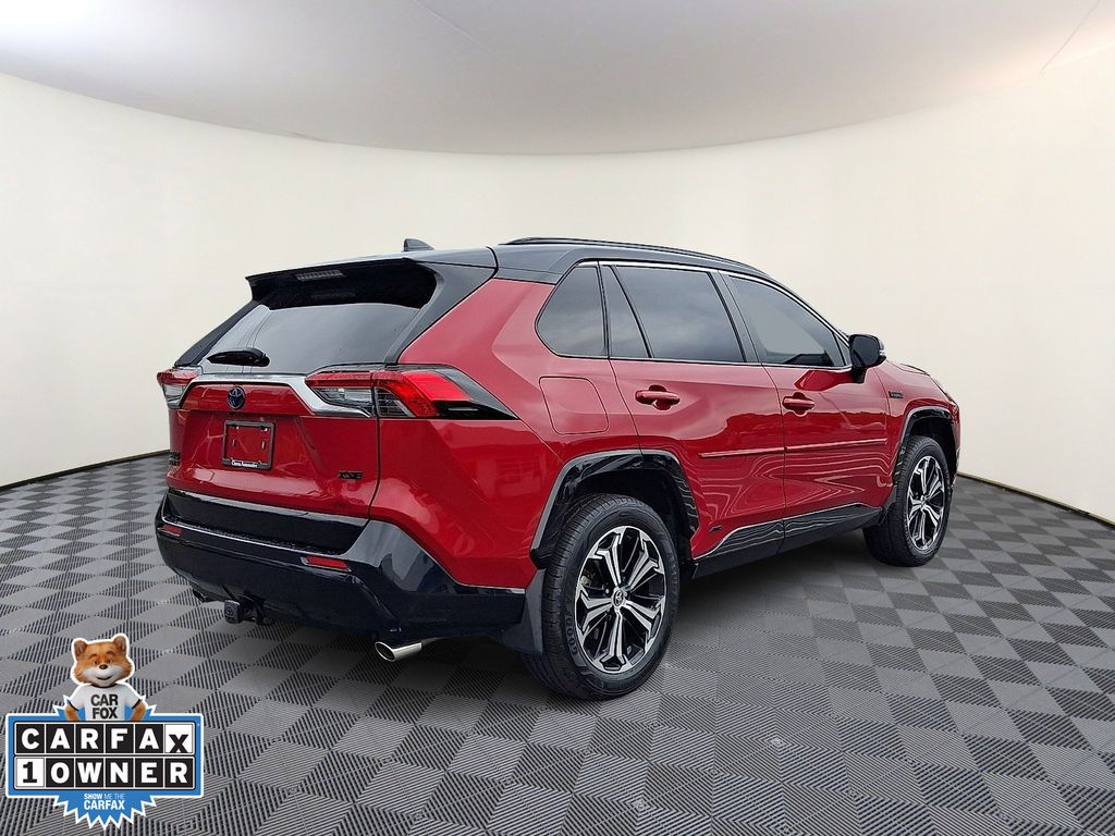 2023 Toyota RAV4 XSE - Photo 9