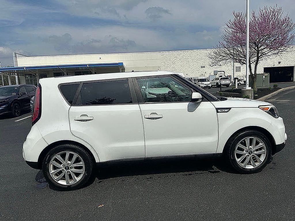 2018 Kia Soul +