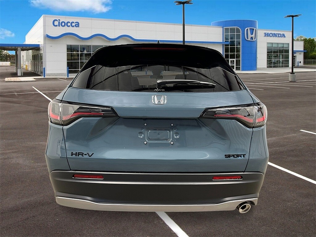 2026 Honda HR-V Sport photo 2