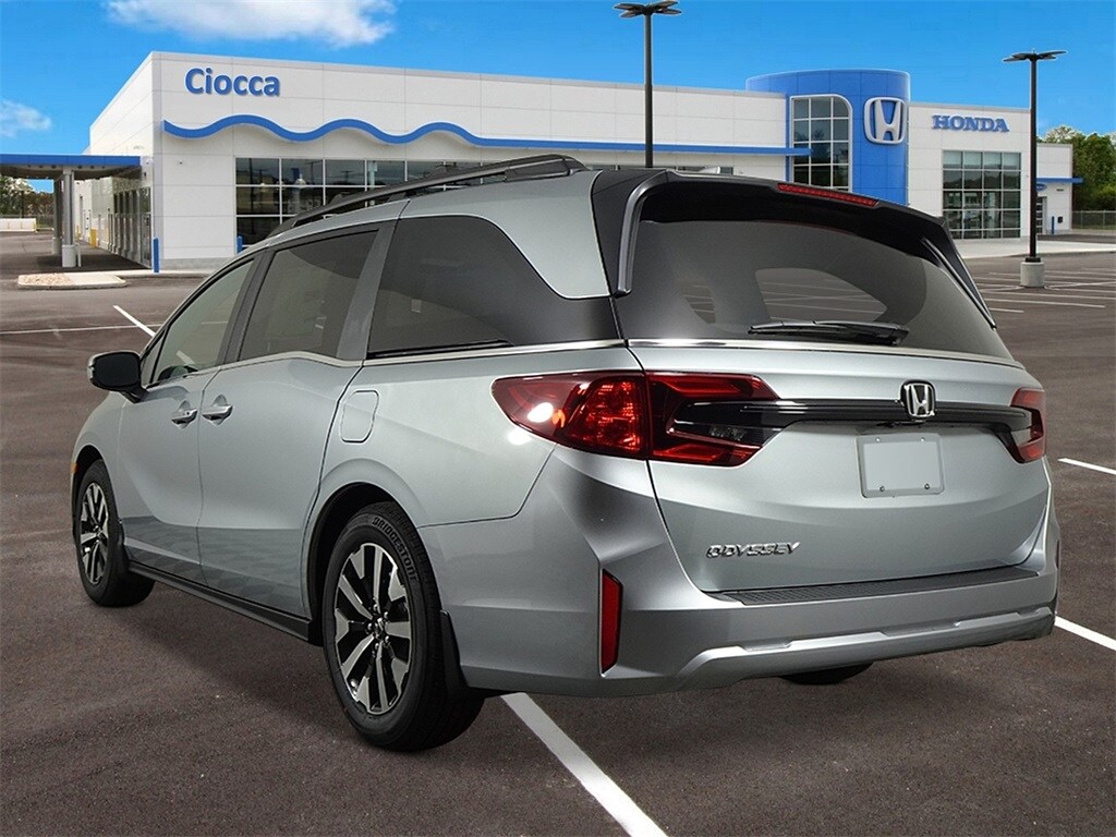 2026 Honda Odyssey EX-L photo 3