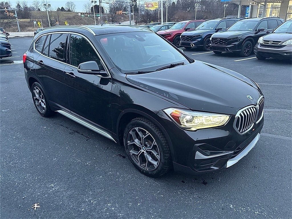 2021 BMW X1 28i's photo