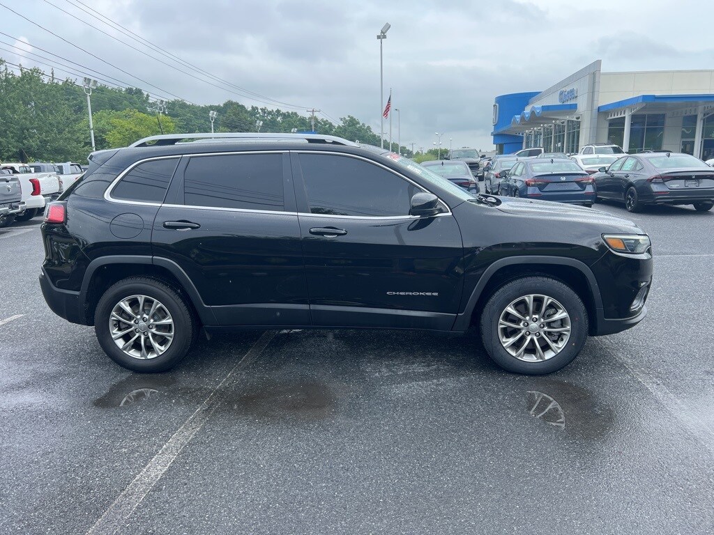2021 Jeep Cherokee Latitude photo 4