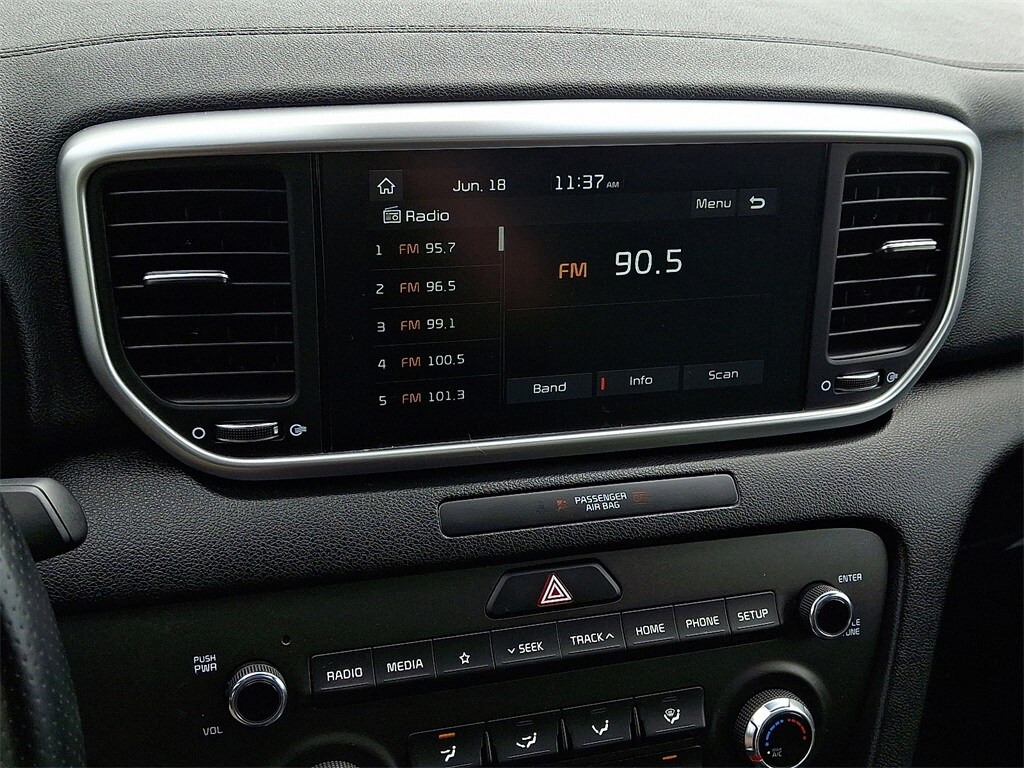 2022 Kia Sportage Nightfall Edition photo 3