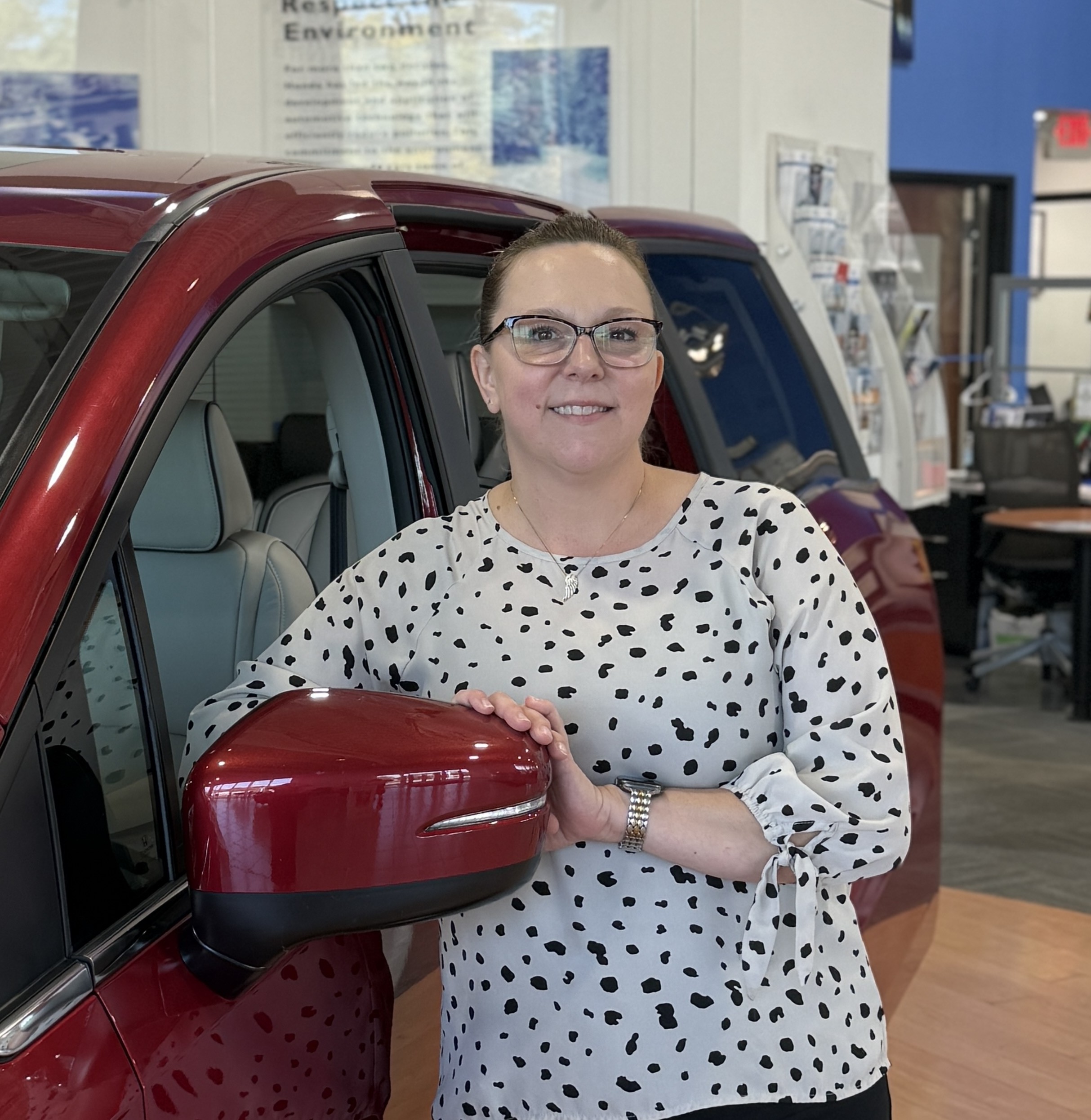Staff member Amy Masimore from ID_0f9296e4c7f2