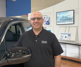 Staff member Tom Costello from ID_0f9296e4c7f2