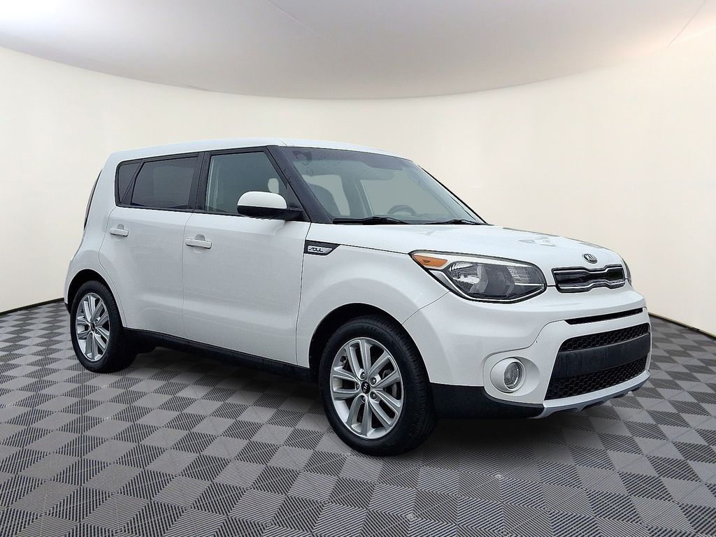 2018 Kia Soul 2.0L + 6 A/T's photo