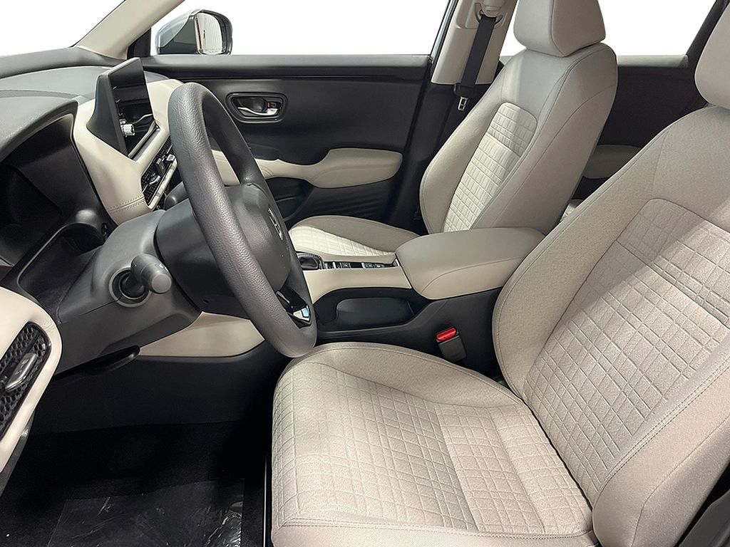 2026 Honda HR-V LX - Photo 12