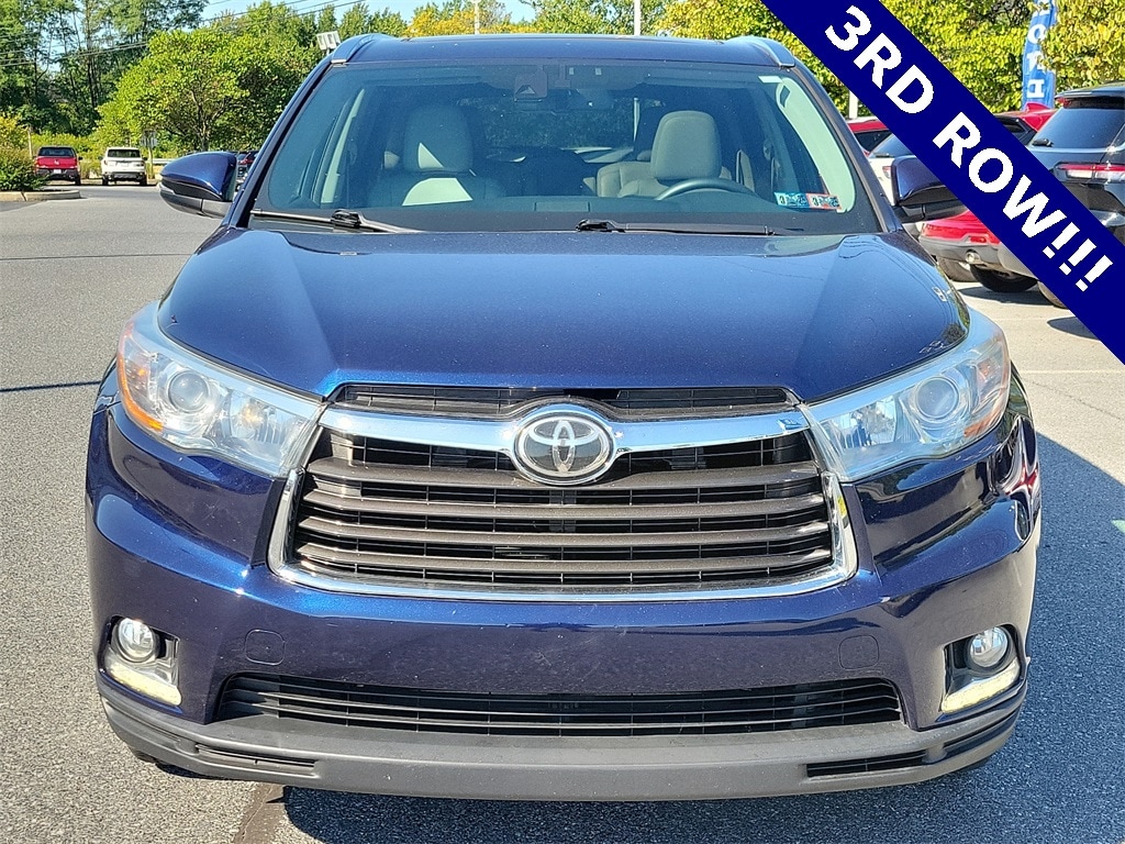 Used 2014 Toyota Highlander Limited Platinum with VIN 5TDDKRFH4ES020530 for sale in Harrisburg, PA