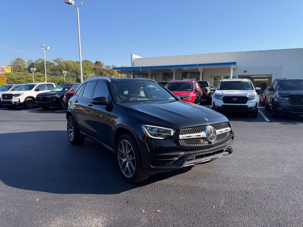 used 2022 Mercedes-Benz GLC 300 4MATIC SUV for sale in  Flemington NJ