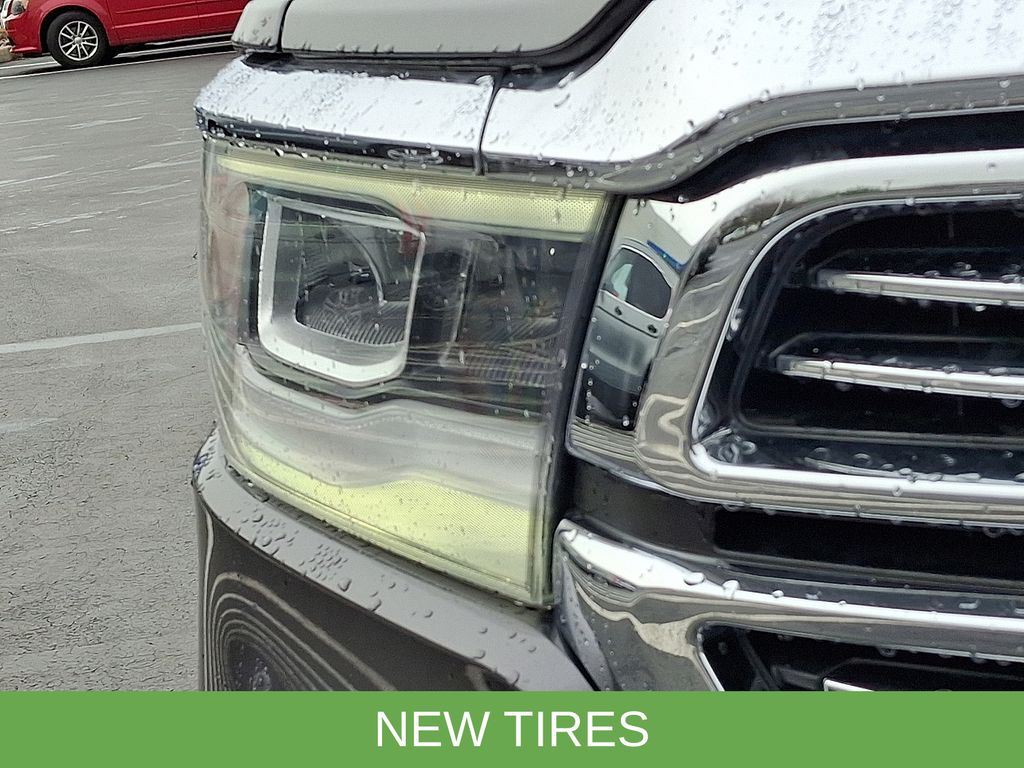 2019 RAM Ram 1500 Pickup Laramie - Photo 12