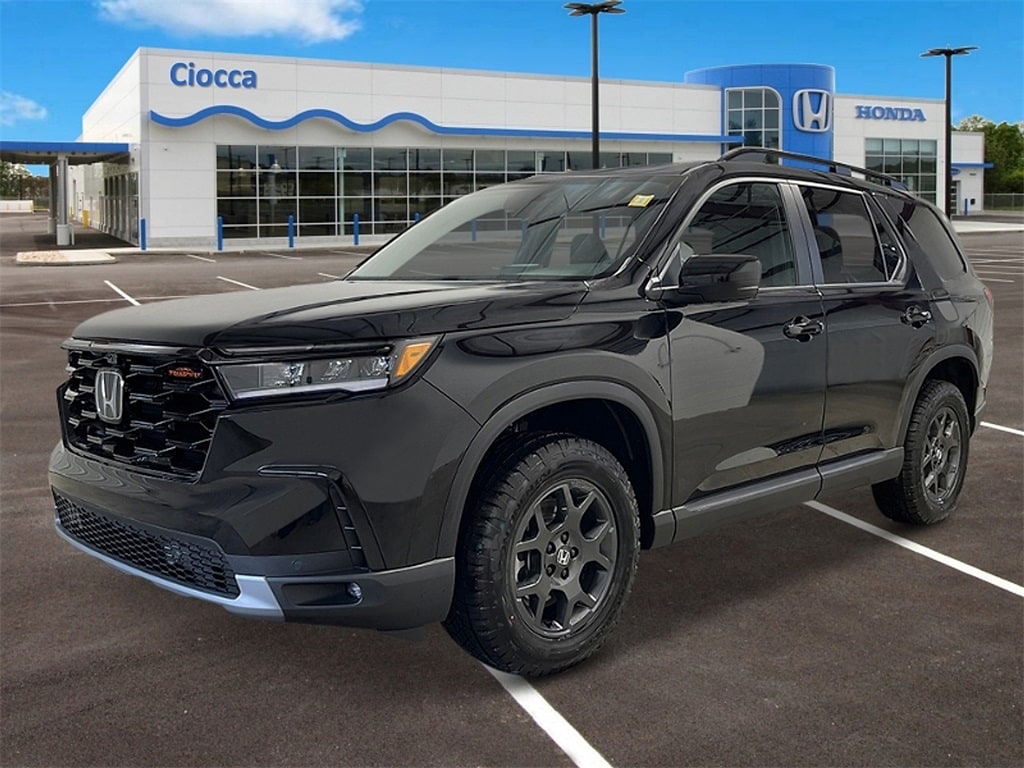 2025 Honda Pilot TrailSport's photo