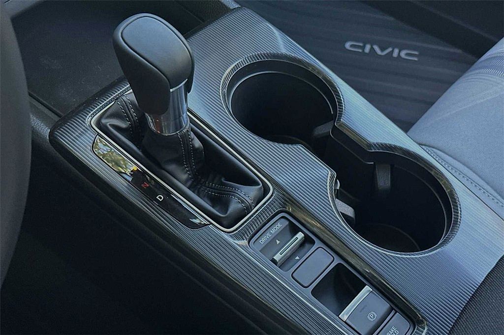 2026 Honda Civic Sport - Photo 18