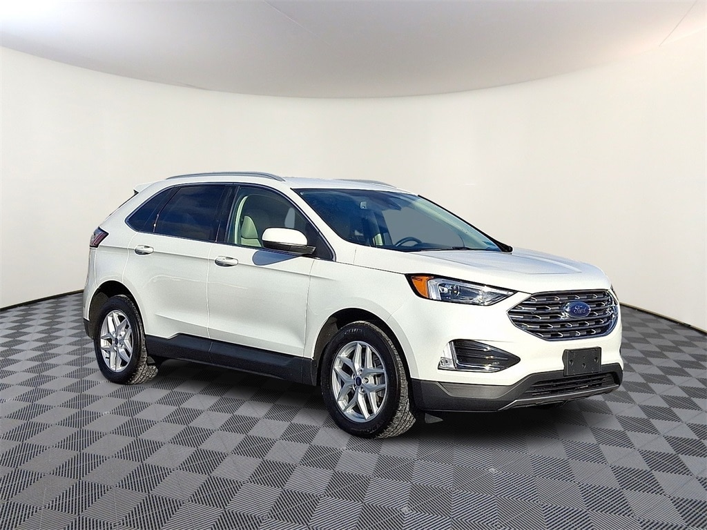 2022 Ford Edge SEL's photo