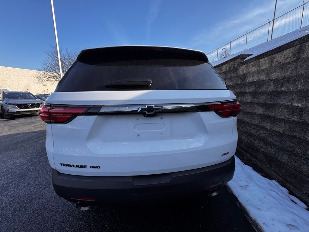 Used 2023 Chevrolet Traverse RS SUV