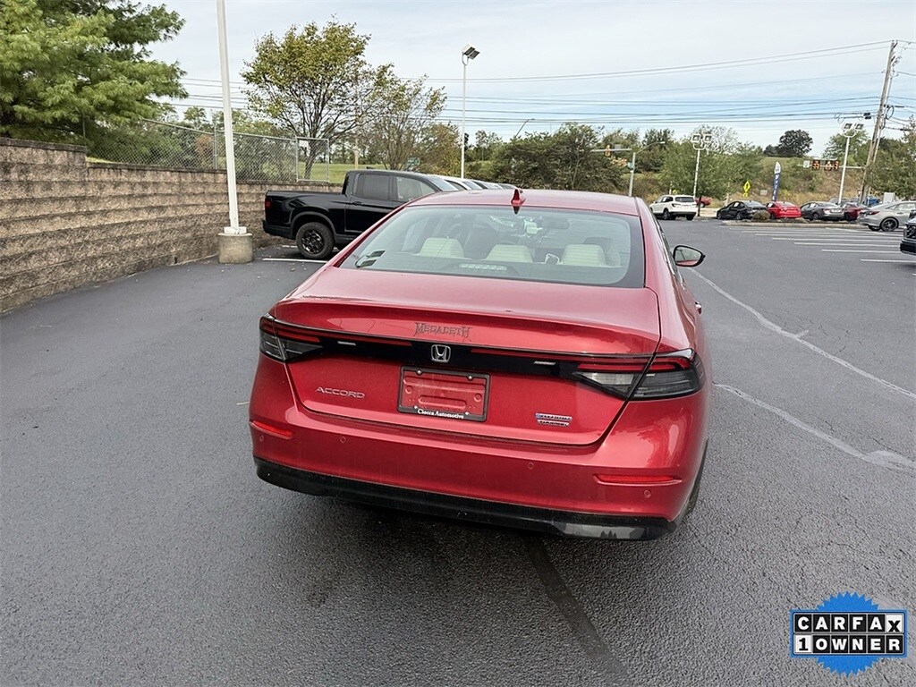 2023 Honda Accord Hybrid Touring photo 4