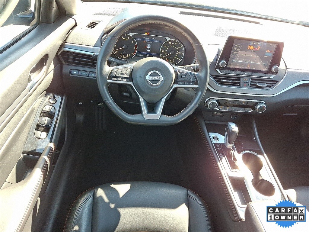 2024 Nissan Altima 2.5 SR photo 2