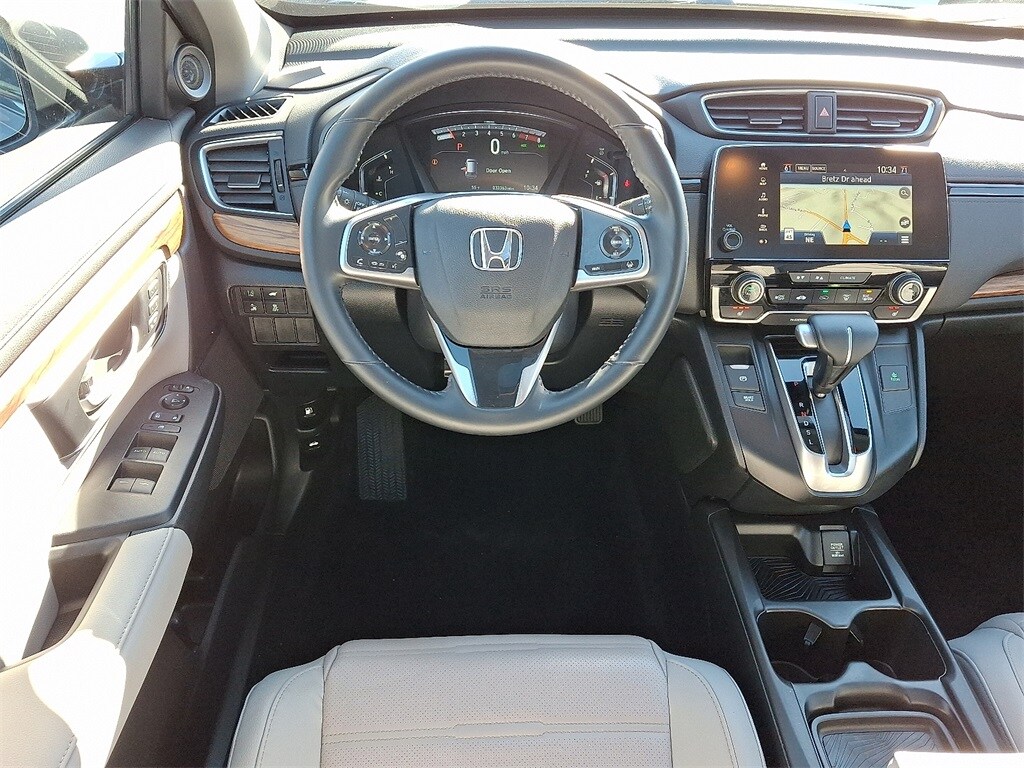 2019 Honda CR-V Touring photo 2