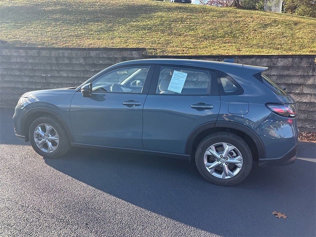 Used 2025 Honda HR-V LX SUV