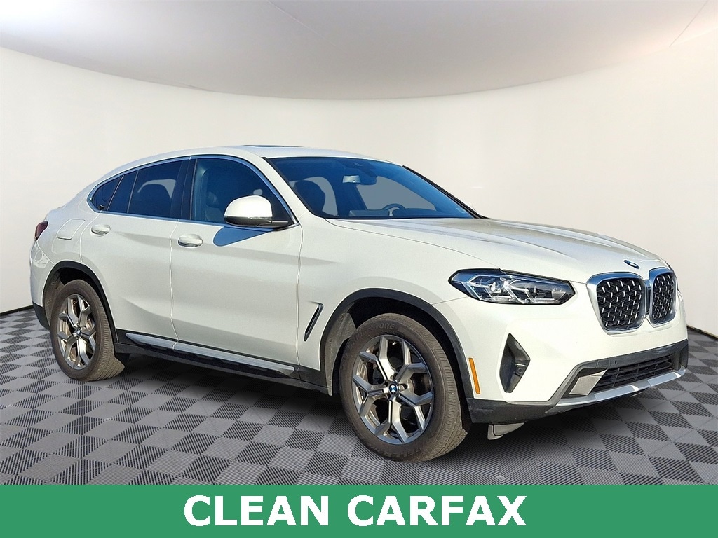 2024 BMW X4 30i's photo