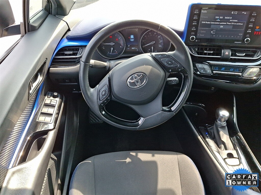 2021 Toyota C-HR XLE photo 2