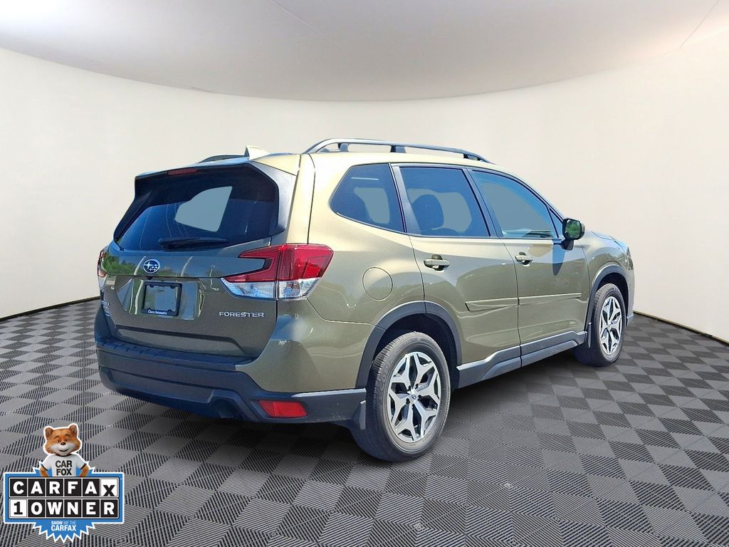 2023 Subaru Forester Premium - Photo 9