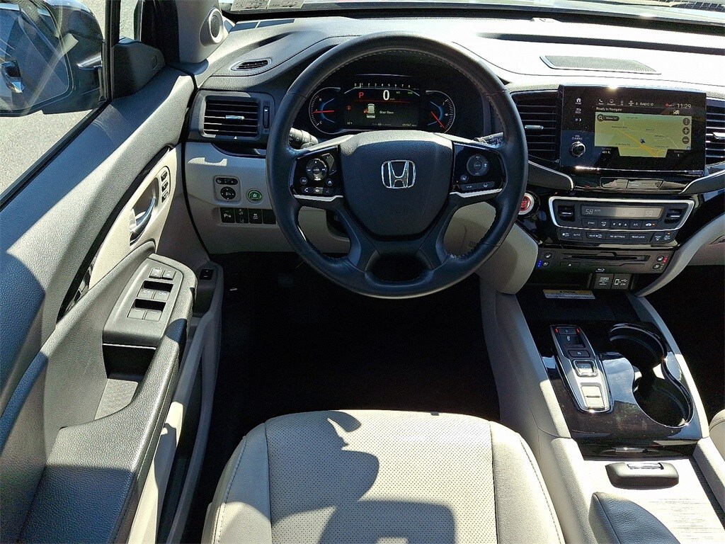 2019 Honda Pilot Elite photo 3