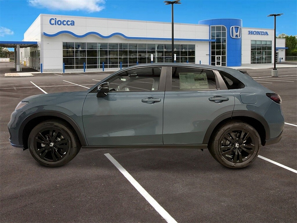 2026 Honda HR-V Sport photo 2