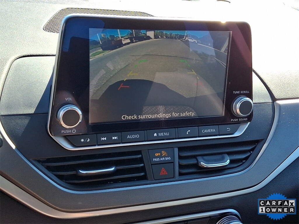 2024 Nissan Altima 2.5 SR photo 3