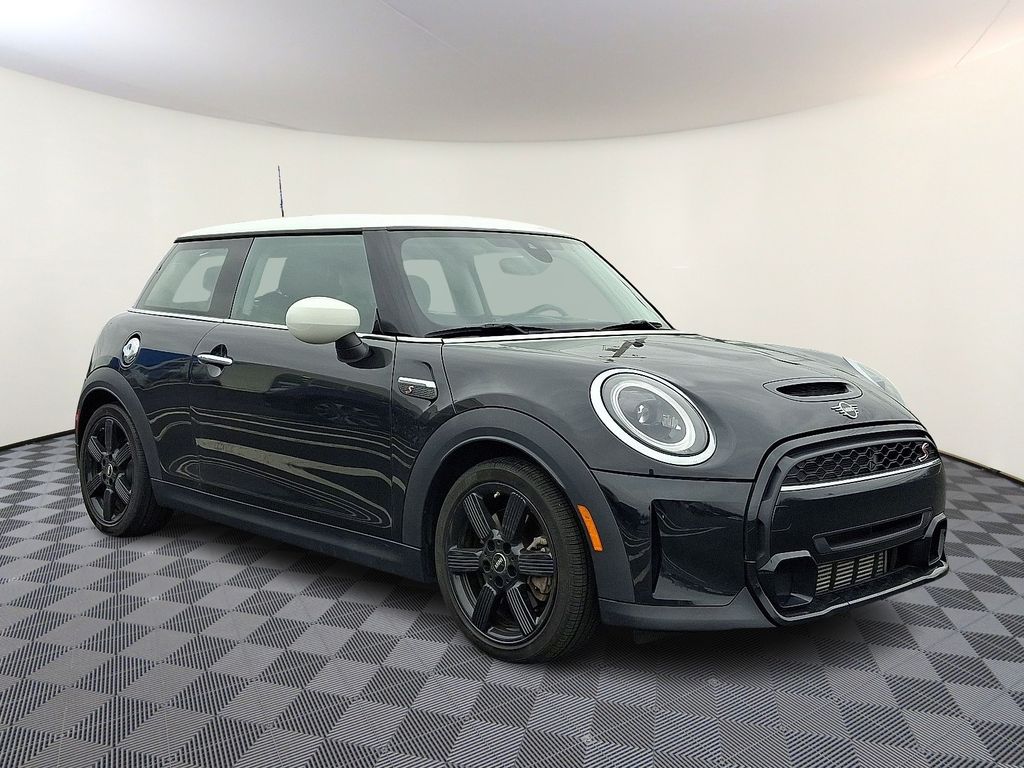 2023 MINI 3 Door S