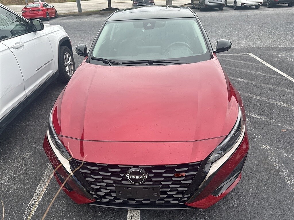 2023 Nissan Altima SR VC-Turbo photo 2