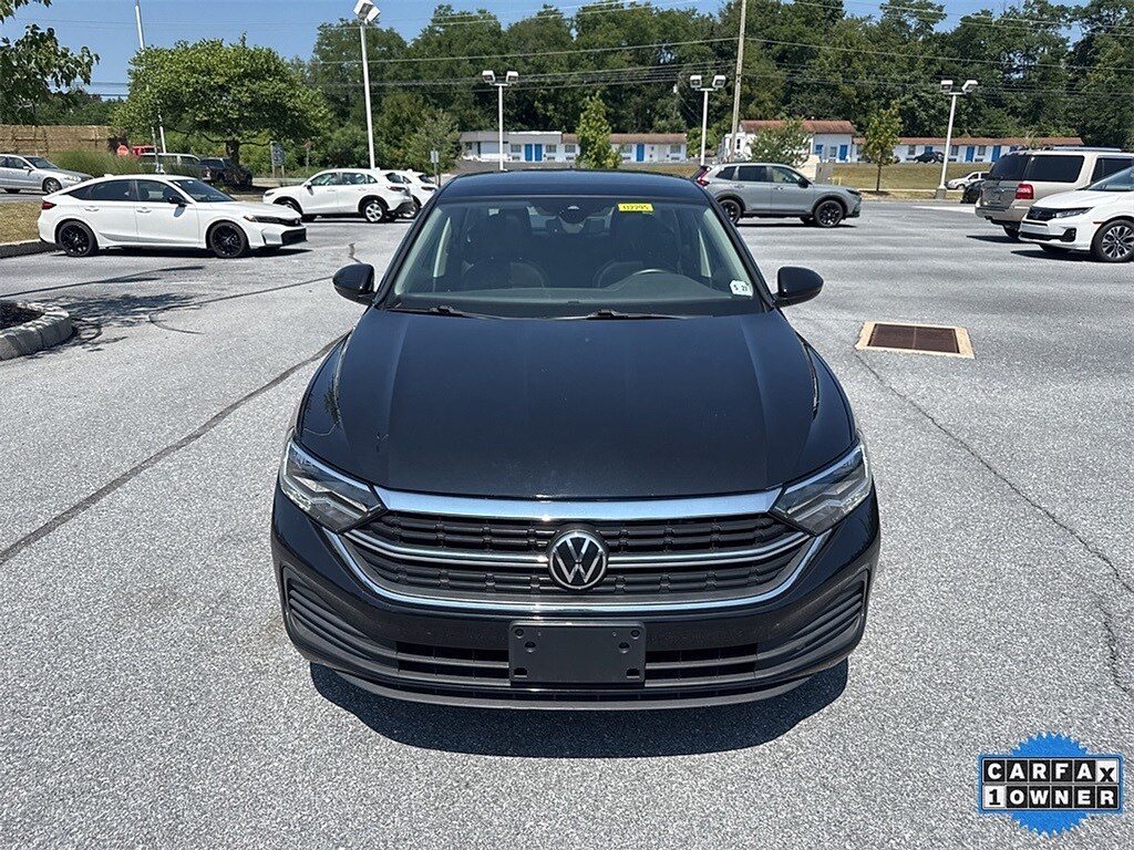 2022 Volkswagen Jetta 1.5T SE photo 2