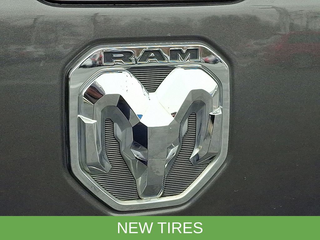 2019 RAM Ram 1500 Pickup Laramie - Photo 31