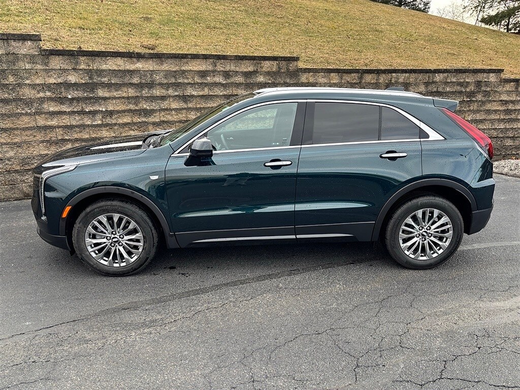 Used 2025 CADILLAC XT4 Premium Luxury SUV