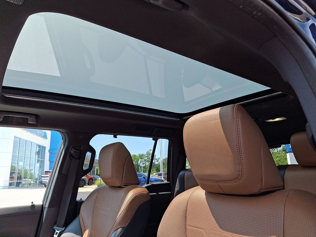 2024 Lexus GX Luxury+ - Photo 18