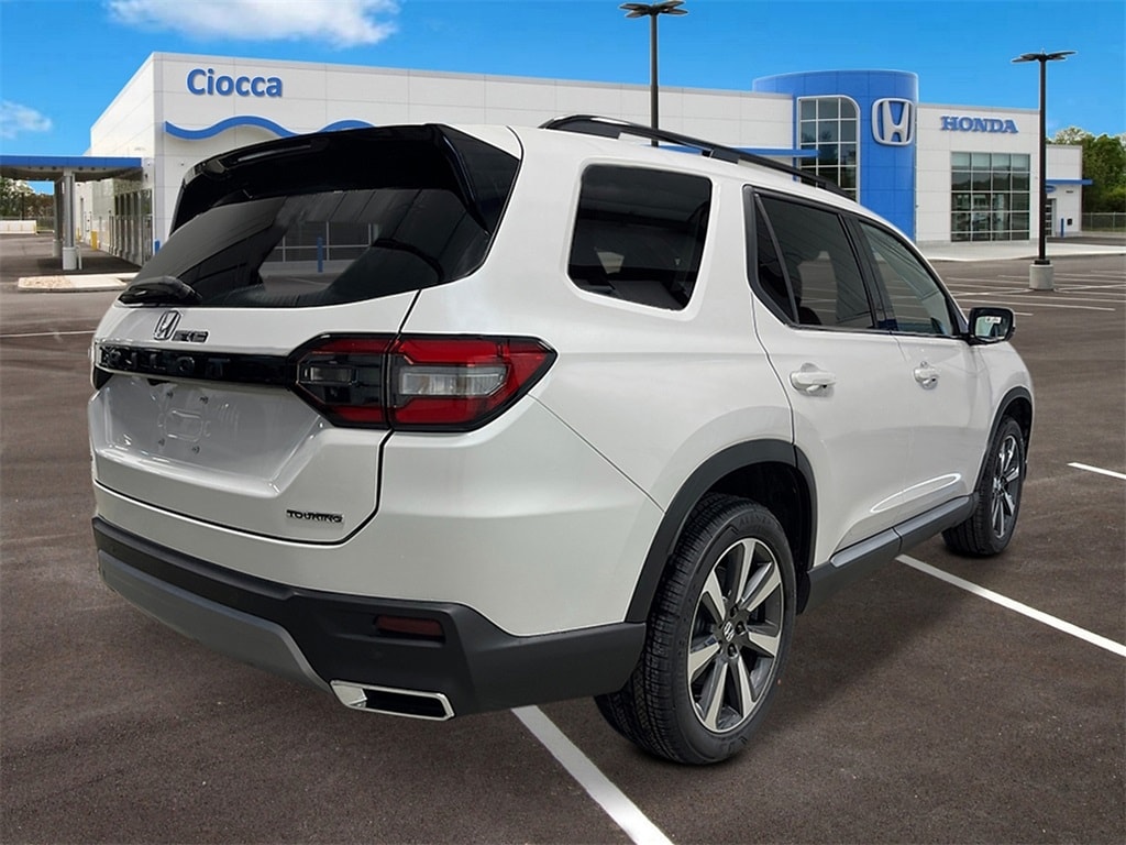 New 2025 Honda Pilot For Sale at Ciocca Honda | VIN: 5FNYG1H73SB159640
