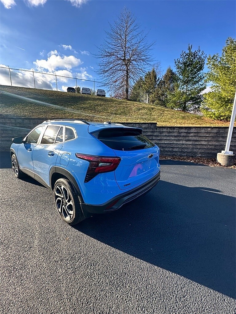 2024 Chevrolet Trax photo 4