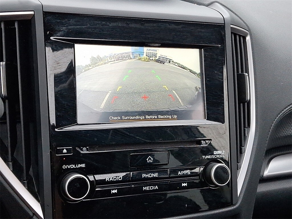 2022 Subaru Forester Premium photo 4