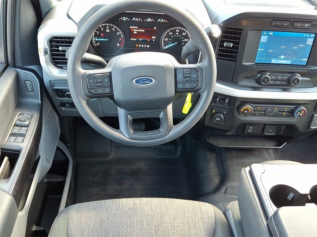 2021 Ford F-150 XL photo 2