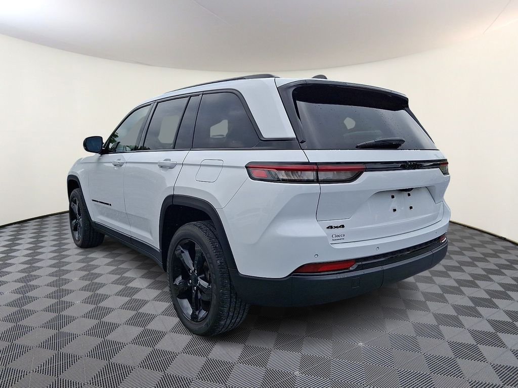 2023 Jeep Grand Cherokee Altitude - Photo 7
