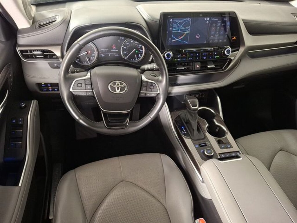 Used 2021 Toyota Highlander Limited SUV