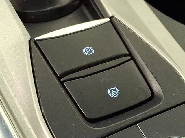 2023 Ford Explorer XLT - Photo 25