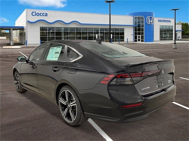 2025 Honda Accord Hybrid Sport photo 2